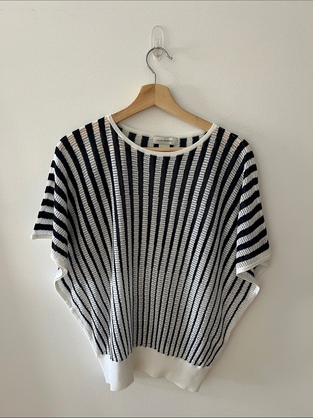 Striped Short-Sleeve Knit Sweater - Black & White
